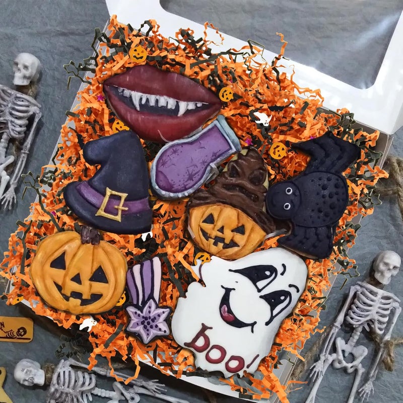 TORONTOKYO 2LB Halloween Black Orange Crinkle Cut Paper with Pumpkin Bat Ghost Witch Star Confetti, Raffia Paper Shredded Paper Filler for Gift Wrapping Craft DIY Basket Filling Party Decoration - Image 4